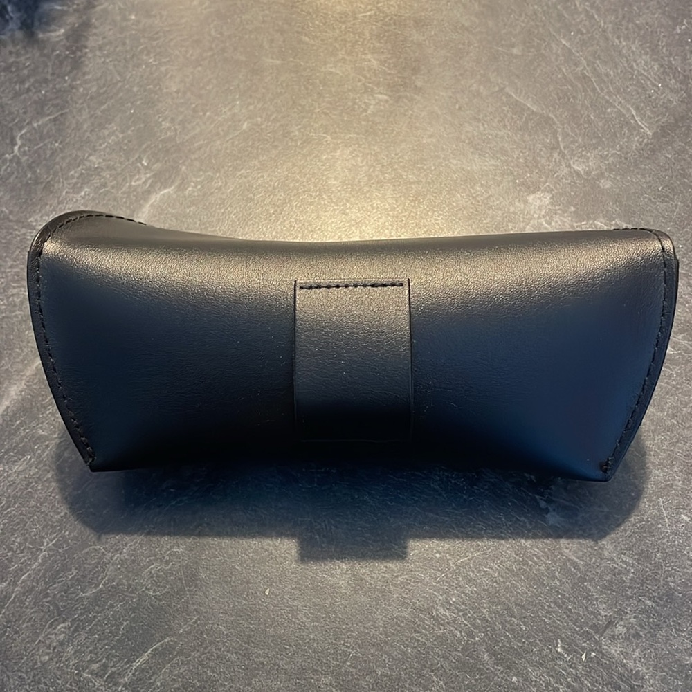 Ray-Ban glasses case - Picture 3 of 6